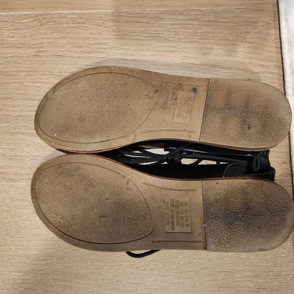 American Eagle Outfitters Black Lace-Up Sandals - Picture 5 of 5